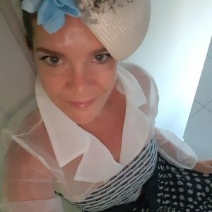 Meet your Posher, Wendy